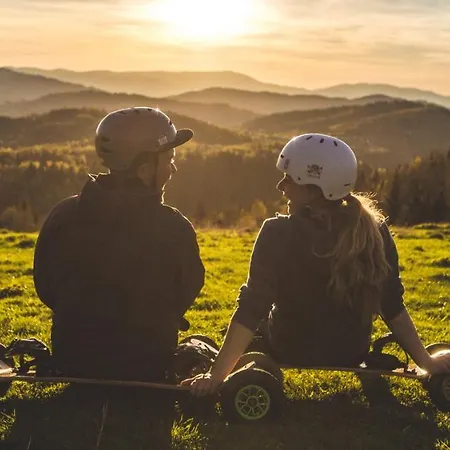 Privat bolig Radihaus Rent & Shop - Wypozyczalnia Splitboard Ebike Pilsko Korbielów