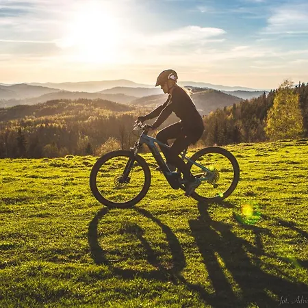 Radihaus Rent&shop - Wypożyczalnia Splitboard Ebike Pilsko Kwatera prywatna Korbielów