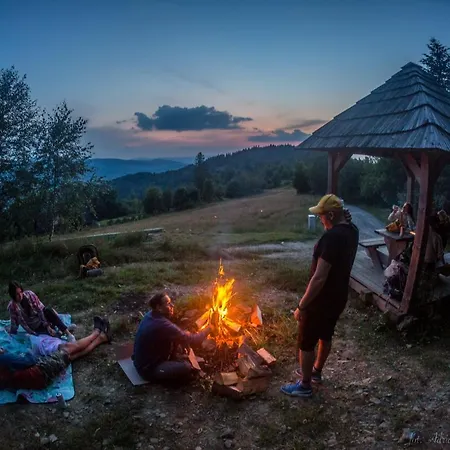 Kwatera prywatna Radihaus Rent&shop - Wypożyczalnia Splitboard Ebike Pilsko Korbielów